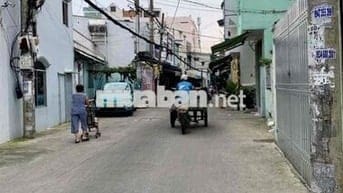 BÁN NHÀ PHẠM PHÚ THỨ Q6, SÁT HXT, SHR, 3 TẦNG, 1.4 TỶ