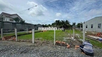 Hàng Ngộp Giá Rẻ 650tr Cần Bán Lô Đất Ngay Chợ Trảng Bàng.DT 115m2,SHR