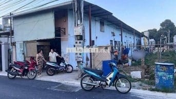 Bán gấp d.ã.y t.r.ọ+1 Kiot–Thu nhập10–12 Tr/Tháng– giá 935Triệu SHR