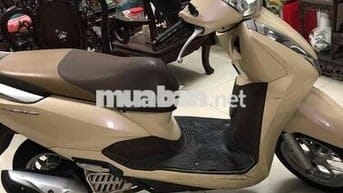 xe còn rất mới chưa xửa chữa gì chinh chủ bán