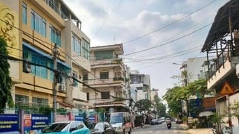  HÓT TÂN PHÚ, BÁN NHÀ MẶT TỀN đường Ỷ LAN 150m2, Ngang8m,Chỉ 20xxty