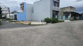 NHÀ LẦU MỚI HOÀN CÔNG VỊ TRÍ ĐẸP 5X18M Ở CỦ CHI