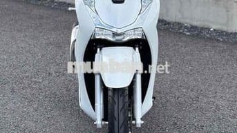 Honda SH 160i ABS 2023 Trắng 8000 km