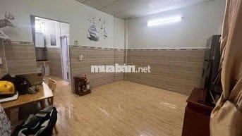 Cho thuê nhà đủ nội thất hẻm bến vân đồn Q4 gia 7,5triệu/tháng - 30 m2