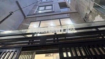 Nhà 5 tầng đẹp Bãi Sậy trung tâm q6 nhộn nhịp 34m2 ( 4m x 8,5m)