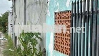 Nhà hẻm xe tải, sổ đỏ chính chủ , dt 107m, vị trí đẹp