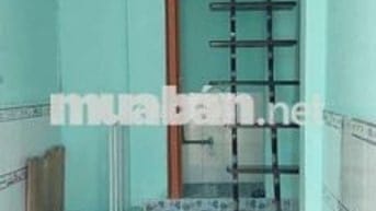 Cho thuê nhà nguyên căn lê văn lương 2 phòng ngủ 2wc có ban công