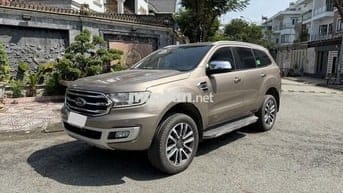 Bán Ford Everest 2020 Titanium 2 cầu full đẹp