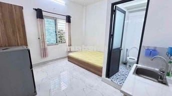 Cho Thuê Căn Hộ Full Nội Thất Có Cửa Sổ Trời Ngay Tân Trụ,Q Tân Bình