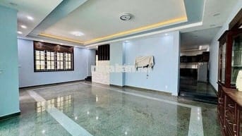 Biệt thự cho thuê đường Bình Lợi, p13, BT. DT: 10x20m. Giá 30tr/tháng