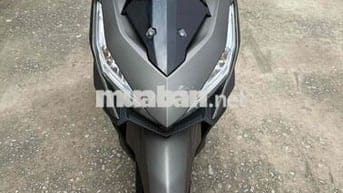 Vario 150 2016 mẫu cũ màu vàng cát.