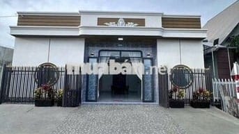 Bán gấp căn nhà ở mới toanh ở xã Phước Hiệp,Củ Chi 140m2 SHR giá 950tr