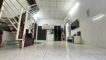 Bán Nhà 16/10 Bùi Thế Mỹ  30m2 2 lầu 3.65 tỷ tl