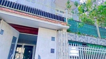 Cho thuê nhà ngang 8,5 m khu 586 có 5 phòng ngủ 12 triệu
