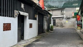 Cho thuê nhà nguyên căn, hẻm 1/ xe hơi, để