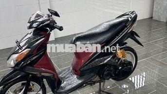 Yamaha Luvias 2013 Đen Đỏ