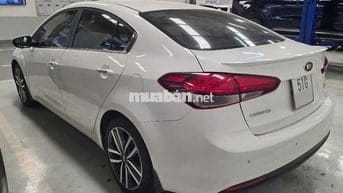 Kia Cerato 2016 2.0 AT - 100000 km
