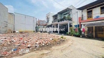 EM cần bán Lô đất sổ riêng thổ cư full - hẻm xe hơi 7c