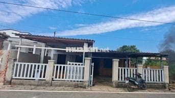 Cho thuê 2 căn nhà cấp 4- 200m2 - Lộc An - 3tr500