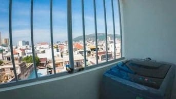 choThuê căn hộ mini 1 khách ở  có bếp nấu ăn, ban công,máy gặt riêng, 