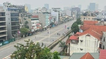 Cực đẹp, mặt phố Âu Cơ, view hồ Tây, 120m2 6 tầng 1 hầm, chỉ 43 tỷ