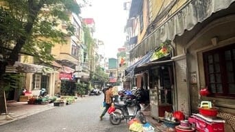 Bán MP Huế- Thịnh Yên, Q HBT, HN.DT 220m, Mt 10 m, giá 82,5 Tỷ