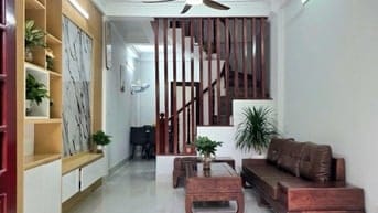 NGÔ QUYỀN-hà đông-31m2-7,6 tỷ-oto nhỏ đỗ cửa
