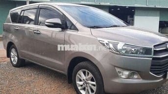 Xe gia đình cần bán