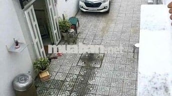 Nhà 2 lầu Đường Xe Hơi Vào Tận Nhà 3 phòng ngủ Quận 12