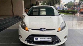 Ford Fiesta 2013 Trắng 59.800 km 1 Chủ