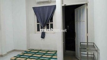 cho thuê phòng trọ 25m2. ĐOÀN VĂN BƠ, quận 4
