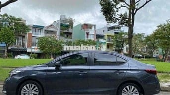 Honda City L 2023 - 11800 km