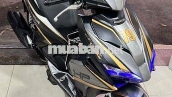 BÁN AIRBLADE PBĐB Fi 125/T12.2017 TRÙM MỀN,BSTP