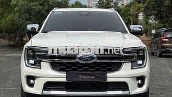 Ford Everest 2023 Titanium Plus 2.0L 4x4 AT