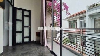 Cho thuê nhà 3 phòng ngủ, full máy sấy, lò nướng, máy rửa chén bát