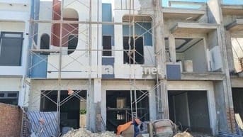 Bán nhà đang trong quá trình hoàn thiện , đường rộng 8m cạnh hương lô6