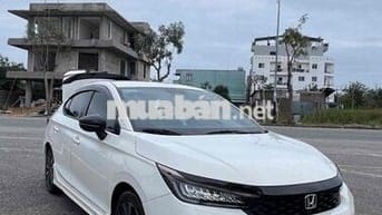 Honda City 2023 1.5 i-VTEC - 14400 km