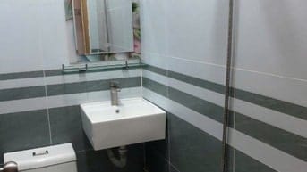 Nhà Đẹp Dọn Vào Ở Liền,Khu Buôn Bán,Thuận tiện đi lại các quận