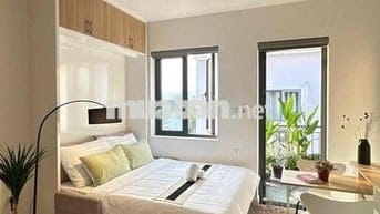Cho Thuê Siêu Phẩm Studio Ban Công Ngay Sát Hàng Xanh Siêu Hiếm Trống