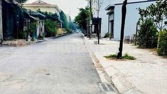 [ Xuất hiện lô đất vỉa hè rẻ đẹp nội thành Phủ Lý ]