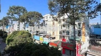 Phòng ban công riêng bao nắng, ko chung chủ, giờ tự do,ra chợ Hoa 500m