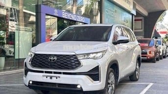 Toyota Hà Đông ban Innova Cross HEV 2024 Trắng/Nâu