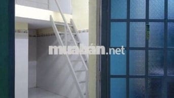 Còn 1 phòng dt 25m2 ở k231/3 nguyễn công trứ