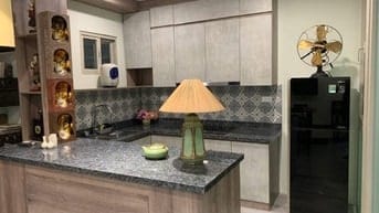 Cho thuê căn hộ 2 ngủ 2 vệ sinh, rộng 80m2 trên phố Nghi Tàm