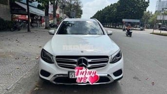 Mercedes-Benz GLC 200 2019 Trắng