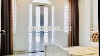 phòng như hình có ban công full nội thất,riêng biệt,36 an phú đông q12