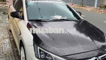 Hyundai Elantra 2019 Sport 1.6 AT - 134000 km