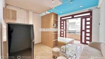 CHDV BAN CÔNG, FULL NỘI THẤT MÁY GIẶT RIÊNG GẦN CẦU CHÀ VÀ, ĐH Y DƯỢC