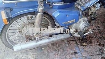 Honda Cub 84 màu Xanh