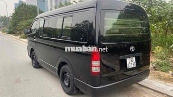 Toyota Hilace Van 2011 940kg 20 vạn Đen